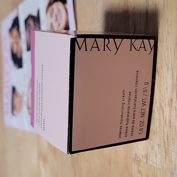 Mary Kay Intense Moisturizing Cream - Picture 1 of 6